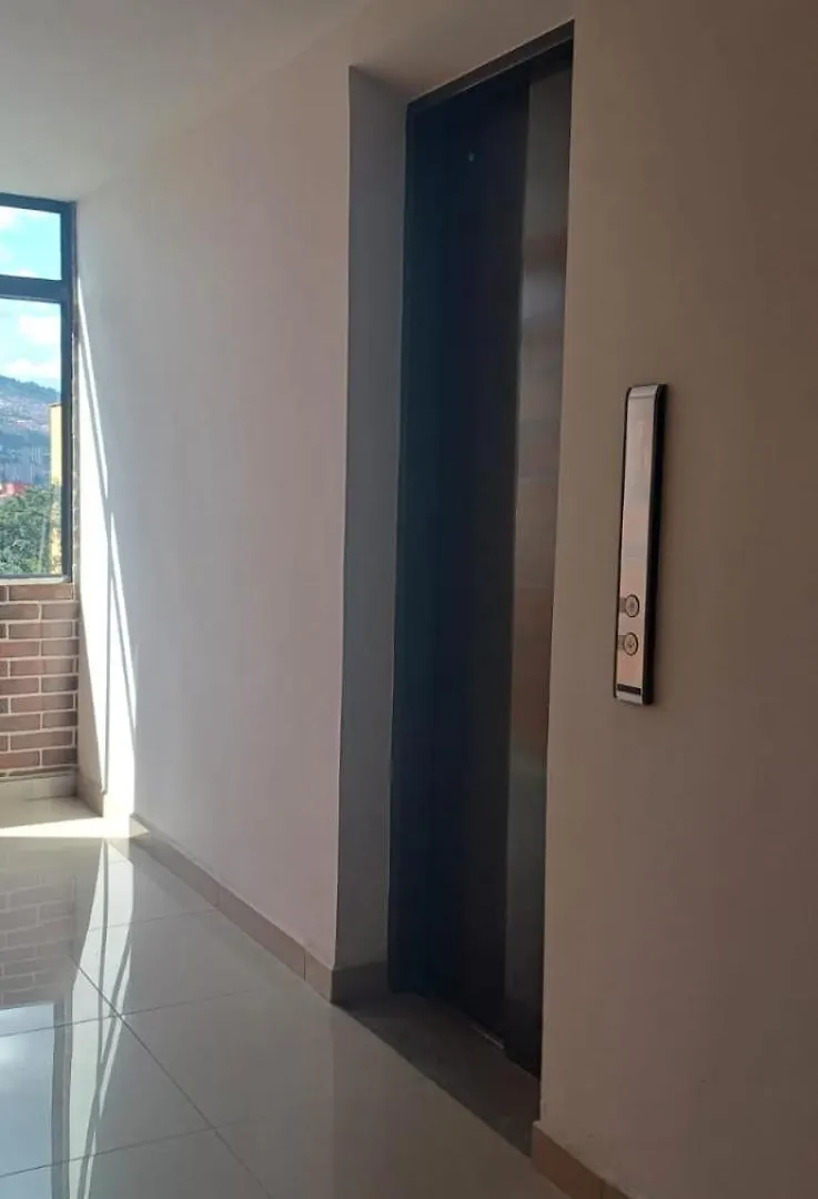 Confortable Apartaestudio En Belen Medellin Cerca A Cc Los Molinos