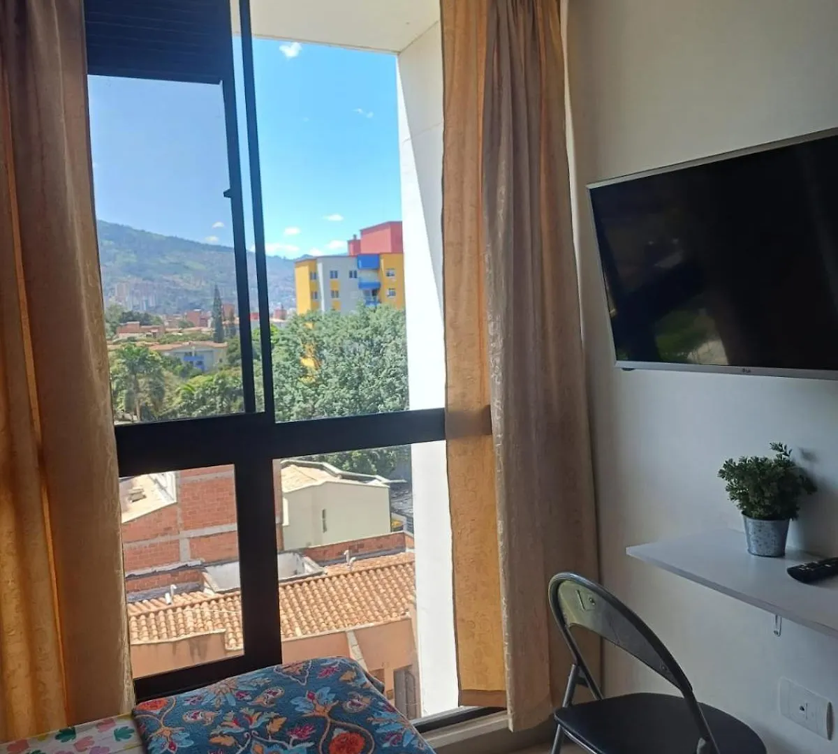 Confortable Apartaestudio En Belen Medellin Cerca A Cc Los Molinos Colombia